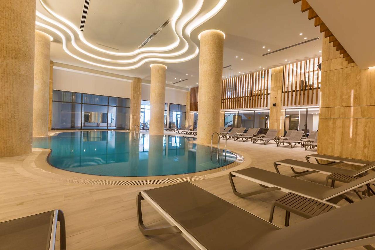 特拉布宗丽笙酒店 外观 照片 The swimming pool at the hotel