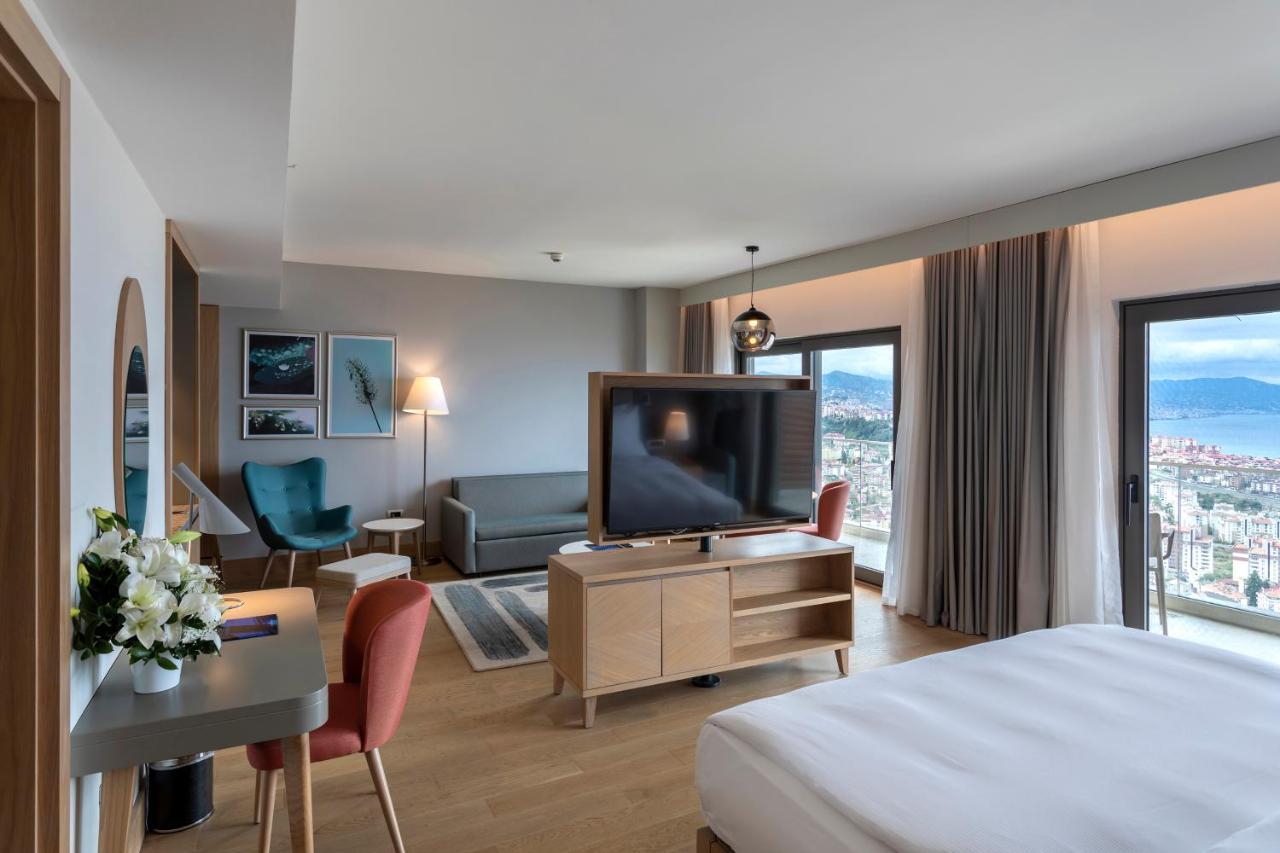 特拉布宗丽笙酒店 外观 照片 A room at the hotel
