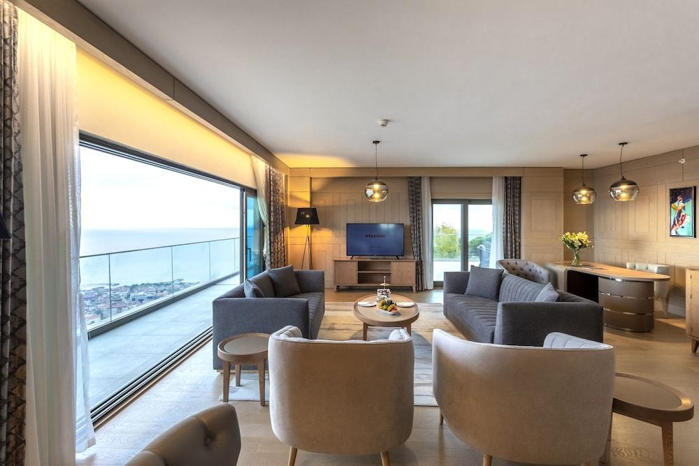 特拉布宗丽笙酒店 外观 照片 Suite at the hotel